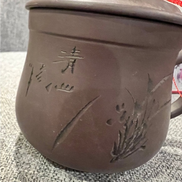 ‼️New‼️Purple Clay Tea Cup and Cover 紫砂茶杯-10oz - Picture 8 of 8
